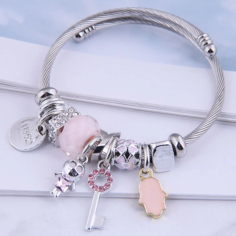 Wholesale 201 Stainless Steel 304 Stainless Steel Human Palm Key Electroplated Other White K Plated Novelty