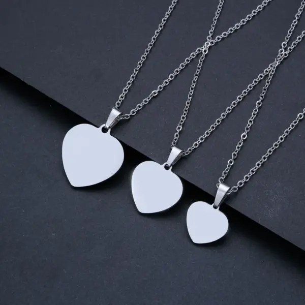 Wholesale Jewelry Simple Style Heart Shape 201 Stainless Steel Plating Necklace