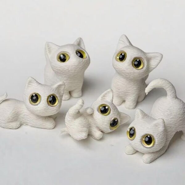 Wholesale 3D Printed Toy Figurine of a Big-Eyed Cute Cat