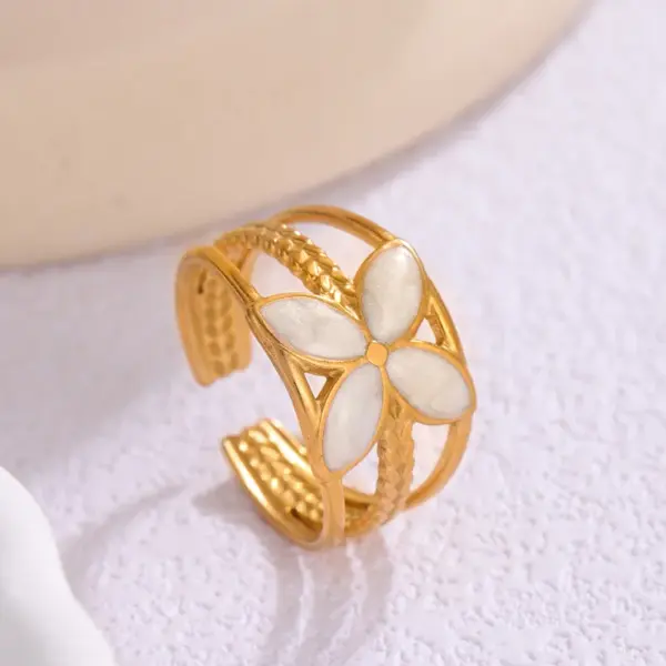 Wholesale Titanium Steel Oil Drop Flower Ring For Women, Non-Fading, European And American Style, High-End Texture, 304 Stainless Steel, Vacuum Electroplating (Furnace), Geometric Pattern Butterfly Open Ring