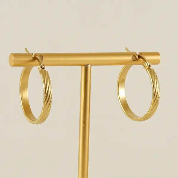PVD Coated 18K Gold Plated Round Stripe Stainless Steel Retro Simple Style Waterproof Non Tarnish Hoop Earrings