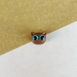 03 brown cat