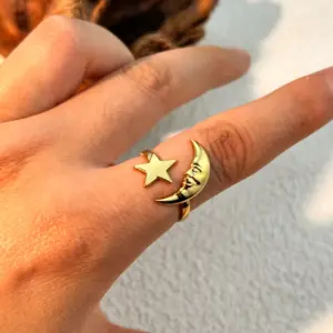 Gold / One Size / Pieces