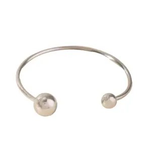 35-DQ-W--132 Open Bracelet / 18k