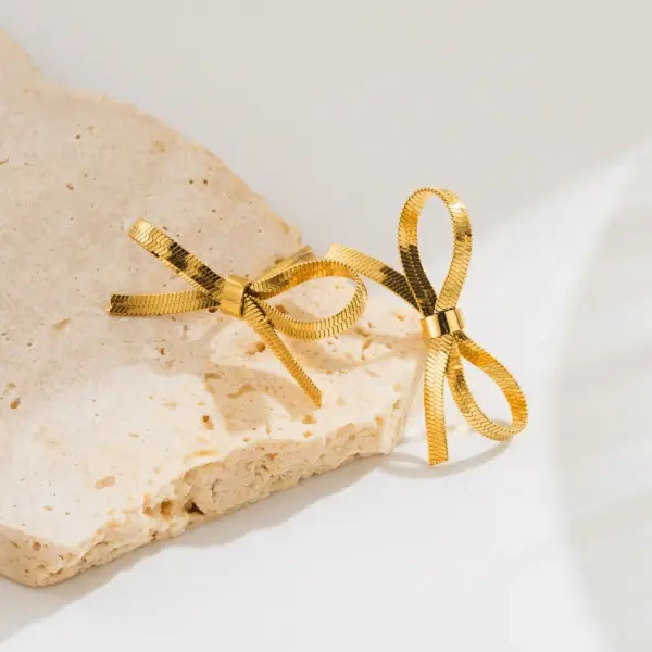 1 Pair Vintage Style Simple Style Bow Knot Plating 304 Stainless Steel 18K Gold Plated Stainless Steel Earrings