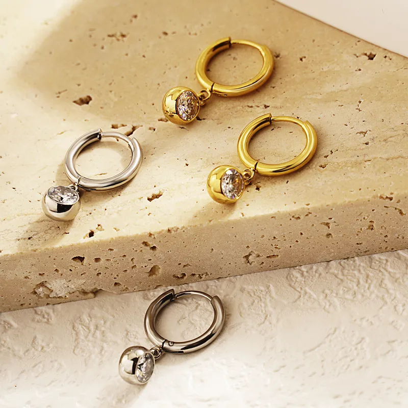 Wholesale PVD Coated Real Gold Plated 18K Gold Round 304 Stainless Steel Simple Style Waterproof Non Tarnish op Earrings