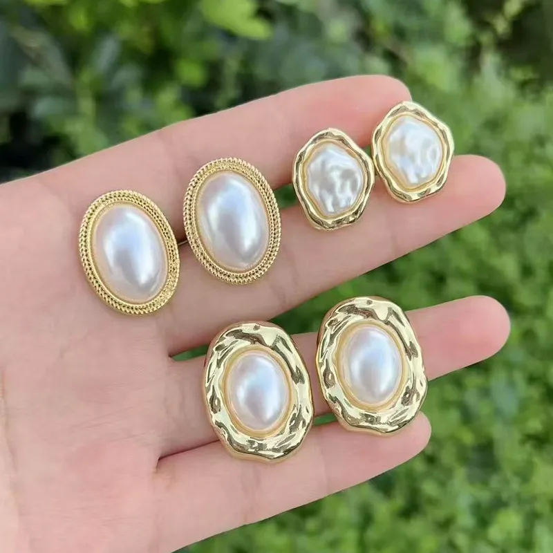 Wholesale Irregular Acrylic Pearl Imitation Oval Shape Earrings Fashionable Casual Style Women's Jewelry Accessories Ear Studs Hoops