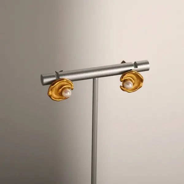 Wholesale 1 Pair IG Style Simple Style Geometric Water Droplets Plating Inlay Titanium Steel Pearl Zircon 18K Gold Plated Drop Earrings Ear Cuffs Ear Studs