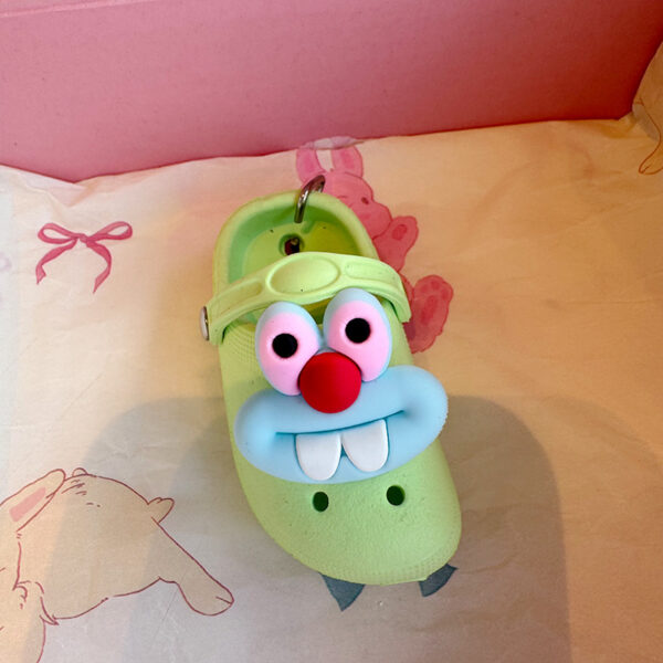 Wholesale Funny compact new mini slippers hole shoes car cute wind couple keychain backpack pendant small gift