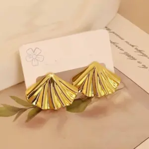 Gold Earrings017 / 18k