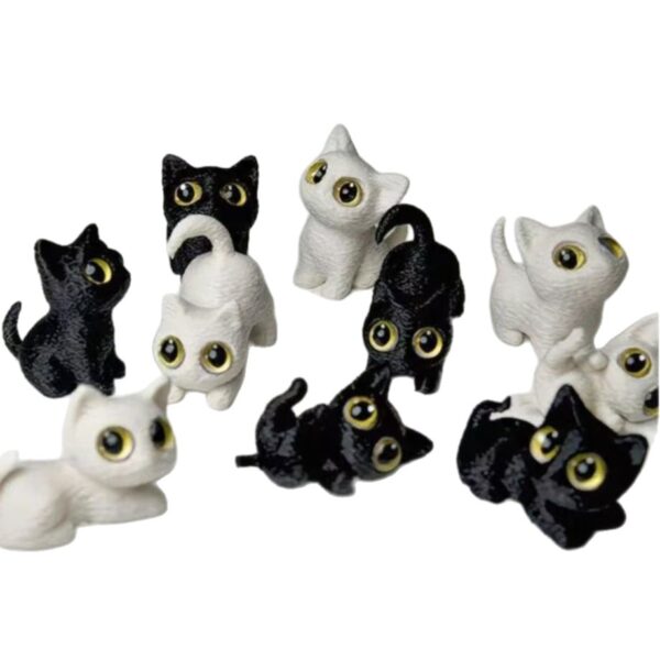 Wholesale 3D Printed Toy Figurine of a Big-Eyed Cute Cat