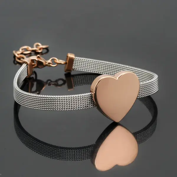 304 Stainless Steel Heart Shape PVD Coated Stone-Free 18K Real Gold Plated Simple Style Waterproof Non Tarnish Rose Gold Sier Yellow Bracelets