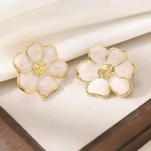 ED-487—20 White—6 Pairs in a Pack