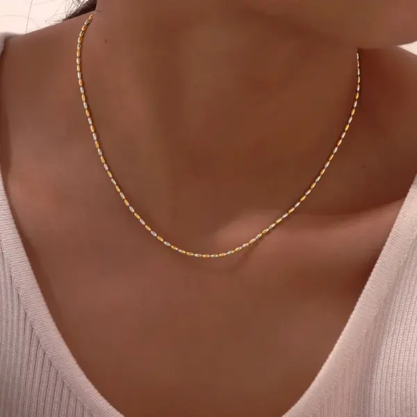 201 Stainless Steel Solid Color PVD Coated Real Gold Plated 18K Gold Basic Simple Style Waterproof Non Tarnish Olive Bead Necklace Necklace