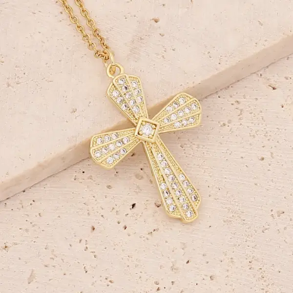 Wholesale Fashion Cross Copper Inlaid Gold 18K Gold Plated