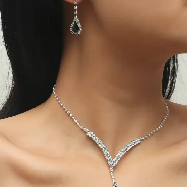 Wholesale Korean Copper Crystal Necklace Earring Two-piece Set Nihaojewelry