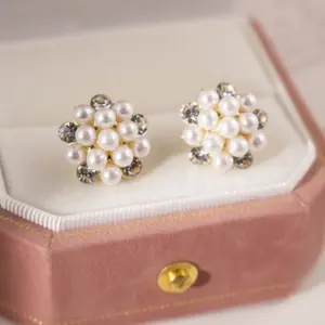 3 # Triangular Ear Clip - Gold - White Pearl