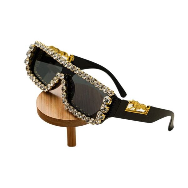 Wholesale New European and American fashion conjoined glasses square anti-ultraviolet beach sunglasses leopard high sense diamond sunglasses