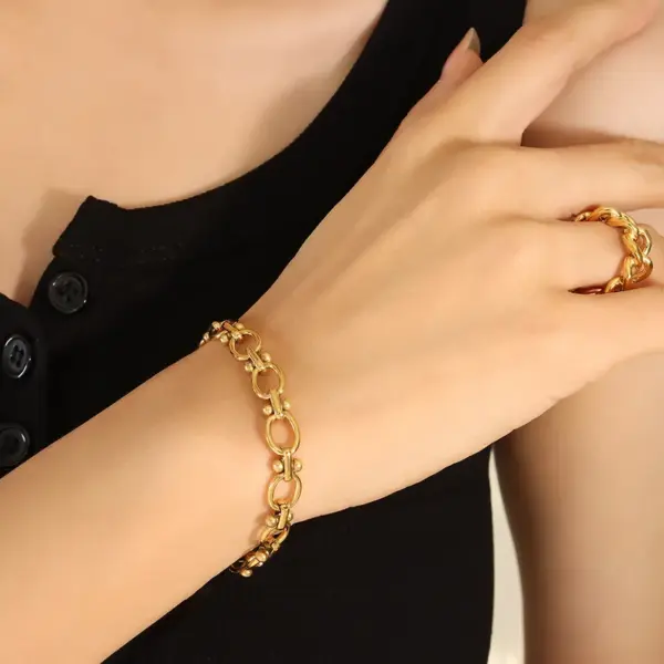 Wholesale 304 Stainless Steel Geometric PVD Coated 18K Gold Plated Real Gold Plated Simple Style Waterproof Non Tarnish Plating Gold Silver Bracelets