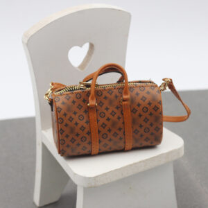 Large travel bag light brown