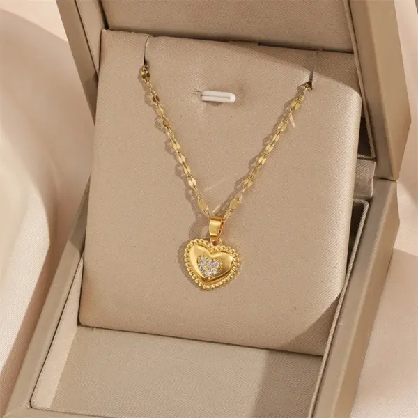 Wholesale 201 Stainless Steel Brass 18K Gold Plated Simple Style Classic Style Plating Inlay Star Heart Shape Bow Knot Zircon Pendant Necklace