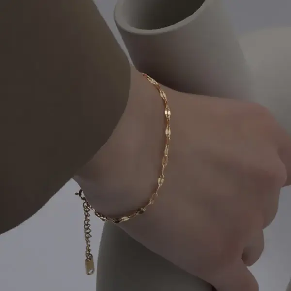 oly-06df447a9aec238a8fdea9259549ca48 Wholesale PVD Coated Real Gold Plated Geometric Titanium Steel Fashion Waterproof Non Tarnish Bracelets