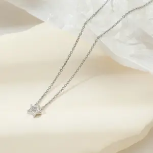 Wholesale PVD Coated Real Gold Plated Pentagram 304 Stainless Steel Simple Style Waterproof Non Tarnish 304 Stainless Steel Pendant Necklace