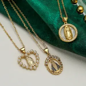 Wholesale Artistic Faith Heart Shape Copper 18k Gold Plated Pearl Zircon Pendant Necklace In Bulk