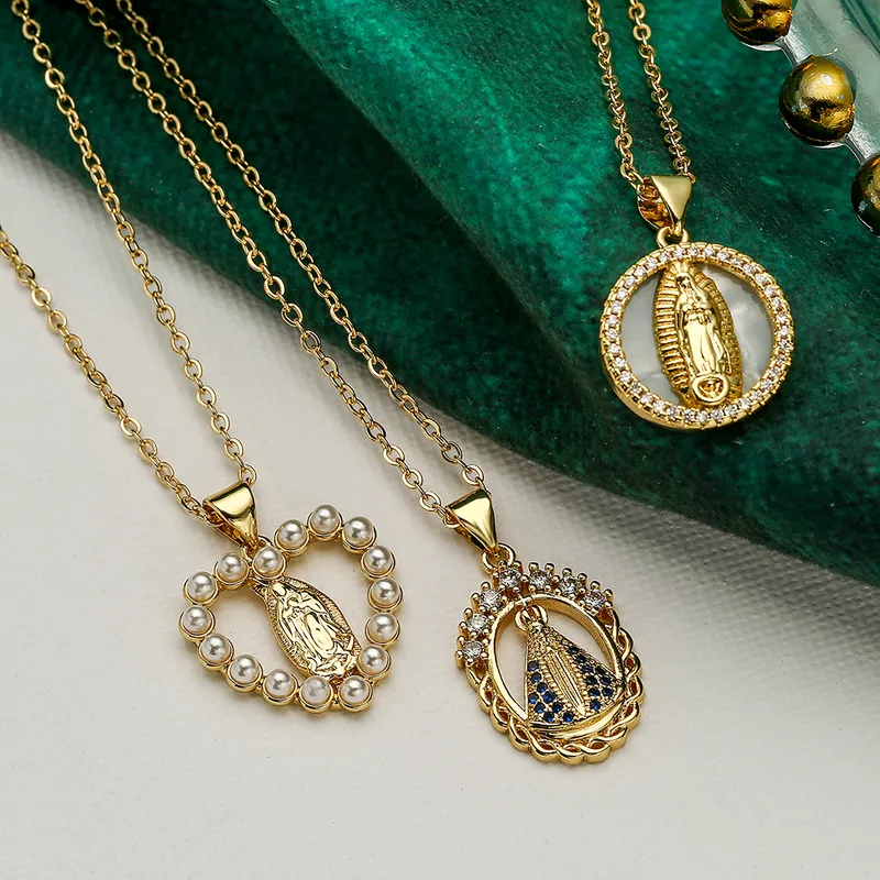 Wholesale Artistic Faith Heart Shape Copper 18k Gold Plated Pearl Zircon Pendant Necklace In Bulk