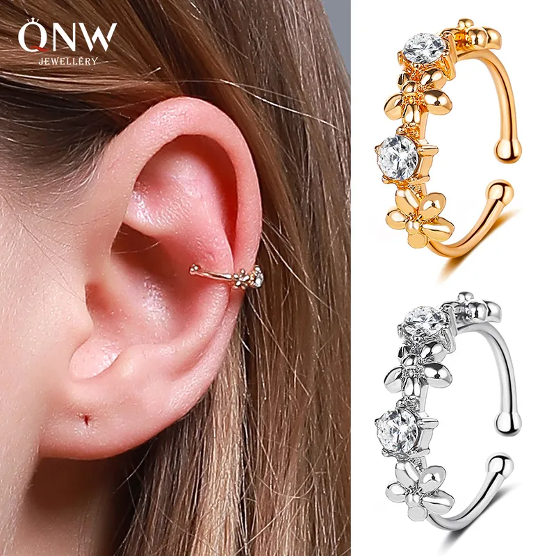 Wholesale Simple Style Flower Plating Copper Artificial Gemstones Earrings