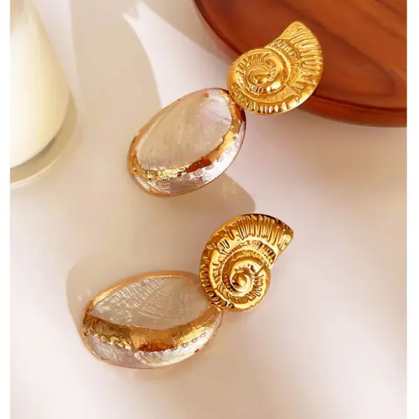 1 Pair Of Design Stainless Steel Natural Shell 18K Gold Waterproof Non-Fading Women's Earrings Long Fashion High-End Earrings