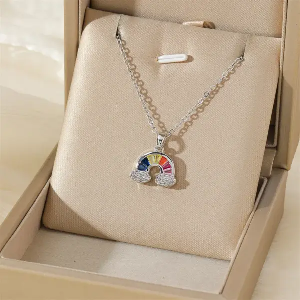 Wholesale 201 Stainless Steel Brass 18K Gold Plated Inlay Rainbow Star Flower Zircon Pendant Necklace