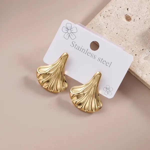 Wholesale 1 Pair/Package Casual Modern Style Sector Red Heart Diamond Plaid Polishing Plating 201 Stainless Steel 18K Gold Plated Earrings