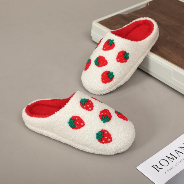 Wholesale 25 New Ins Style Cross-Border Strawberry Cotton Slippers for Women, Fashionable and Warm Home Autumn and Winter Wool Slippers in Stock
