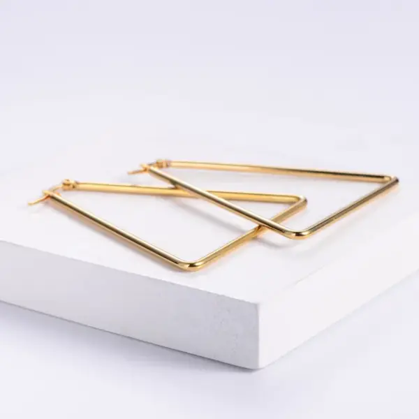 Wholesale PVD Coated Imitation Gold Geometric Stainless Steel Simple Style Waterproof Non Tarnish Earrings