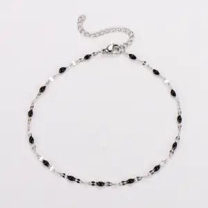Steel Color-Black / Lip chain