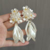 oly-07d319ea9a02f117284e81ebdd212f35 Wholesale Ser Fairy French Flower Exaerated Earrings Niche Design High-grade Long Tassel Earrings Bridal Earrings Women