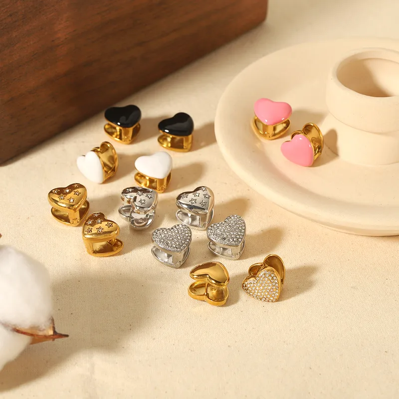 Wholesale PVD Coated Real Gold Plated 18K Gold Heart Shape 304 Stainless Steel Simple Style Waterproof Non Tarnish Ear Studs