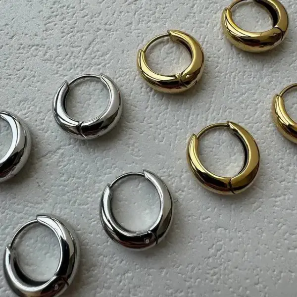 Wholesale 1 Pair Elegant Basic Streetwear U Shape 304 Stainless Steel Earrings