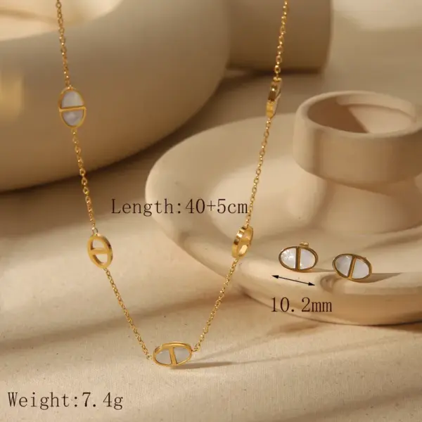 Wholesale Jewelry Simple Style Commute Pig Nose 304 Stainless Steel 18K Gold Plated Bracelets Jewelry Set