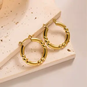 Eh070 Earrings / Gold