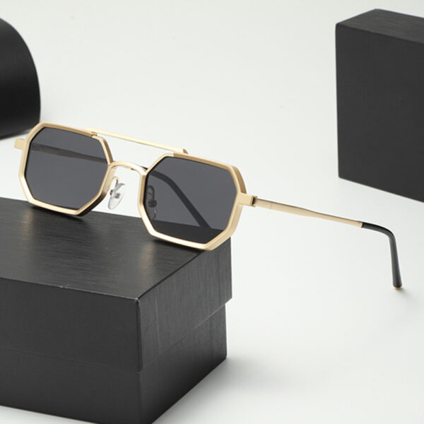 Wholesale Double Beam Metal Frame Sunglasses Fashion Retro Polygon Mirror Classic All-match Punk Series Distinctive Sunglasses