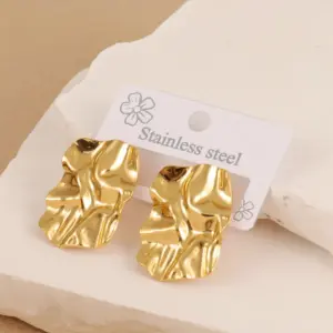 Gold / Average Size / Style 167
