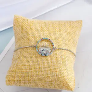 Silver Circle Eyelashes