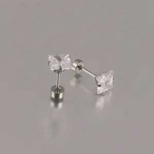 Silver Twisted Cake / 5mm Pair