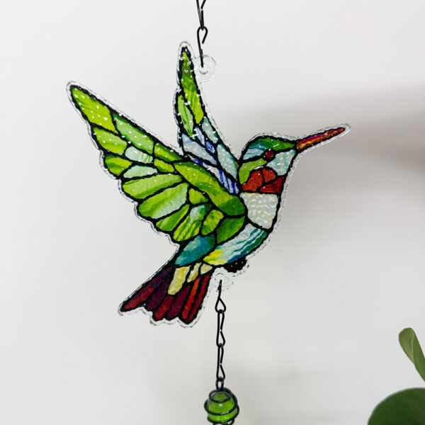 oly-097134595bd735794613dd0a9c3e145c Wholesale New cross-border product: Glass hummingbird wind chime, diamond glass craft ornament, creative garden courtyard bell pendant.