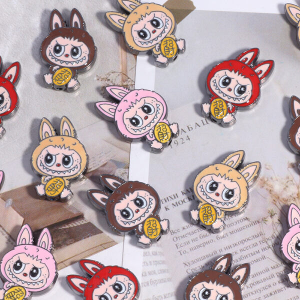 Wholesale popmart cartoon cloth alloy through hole diy cute grain heavy industry beads mobile phone chain key chain bracelet accessories