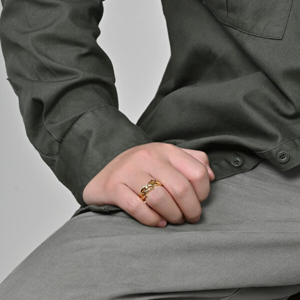 Wholesale Cross-Border European and American Thorn Vine Braided Titanium Steel Ring Niche Stylish Genderless Qianfeng Hand Jewelry