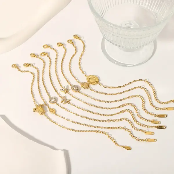 PVD Coated Real Gold Plated 18K Gold Butterfly 304 Stainless Steel Modern Style Waterproof Non Tarnish 304 Stainless Steel Bracelets