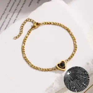 Projection Heart Bracelet / Bracelets